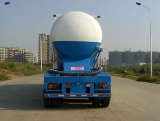 58立方三橋半掛粉粒物料運(yùn)輸車