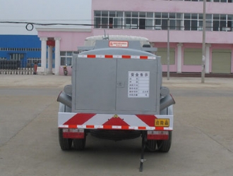 東風(fēng)福瑞卡3立方加油車
