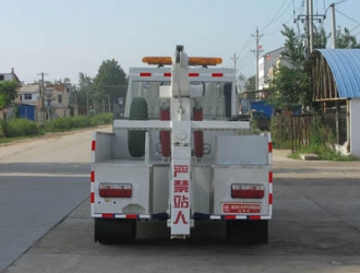 東風(fēng)金霸拖吊連體式清障車