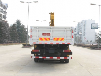 國(guó)四10噸東風(fēng)天龍后八輪隨車吊