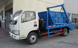 東風(fēng)福瑞卡擺臂式垃圾車