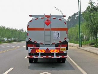 國四東風(fēng)天錦11噸運油車