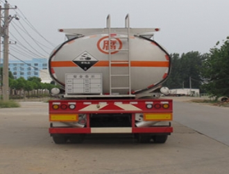 30-36方腐蝕性物品罐式運(yùn)輸半掛車(chē)