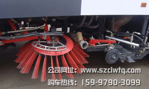 國四東風(fēng)天錦掃路車掃刷