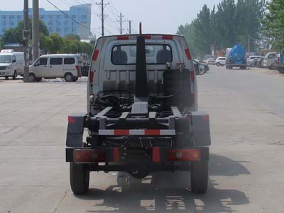 長安汽油拉臂式垃圾車