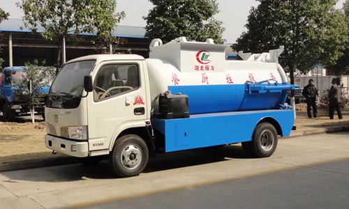 東風(fēng)小多利卡餐廚垃圾車圖片