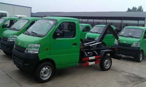 國(guó)五汽油長(zhǎng)安車廂可卸式垃圾車
