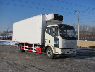 國四解放J6L冷藏車（廂長6.8米）