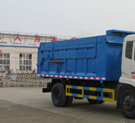 國(guó)五東風(fēng)天錦壓縮式對(duì)接垃圾車(chē)