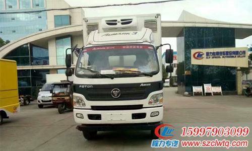 福田歐馬可禽畜運(yùn)輸車