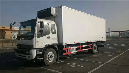 慶鈴五十鈴冷藏車出口烏茲別克斯坦