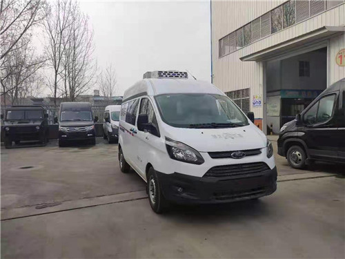 福特新全順中軸中頂疫苗冷鏈車(柴油) ——高端疫苗專用車 福特新全順中軸中頂疫苗冷鏈車(柴油) ——高端疫苗專用車