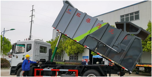 東風(fēng)多利卡D9國(guó)六對(duì)接式垃圾車(chē)，18方對(duì)接式垃圾車(chē)箱體舉升自卸