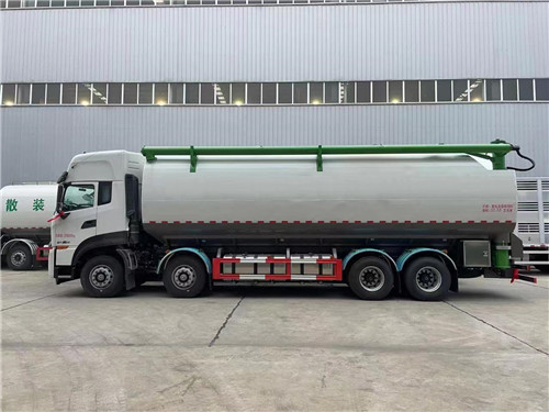 東風(fēng)天龍前四后八50方長軸液壓飼料車