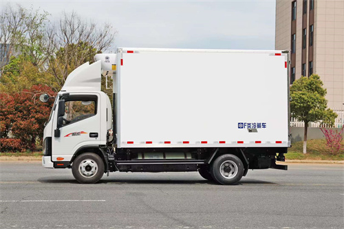 江淮運(yùn)多多傲運(yùn)雙燃料冷藏車