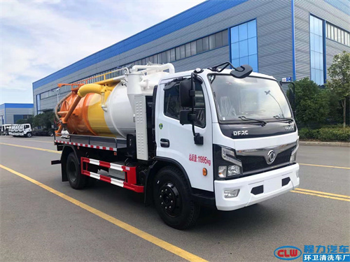 東風(fēng)首臺混合動力吸污車